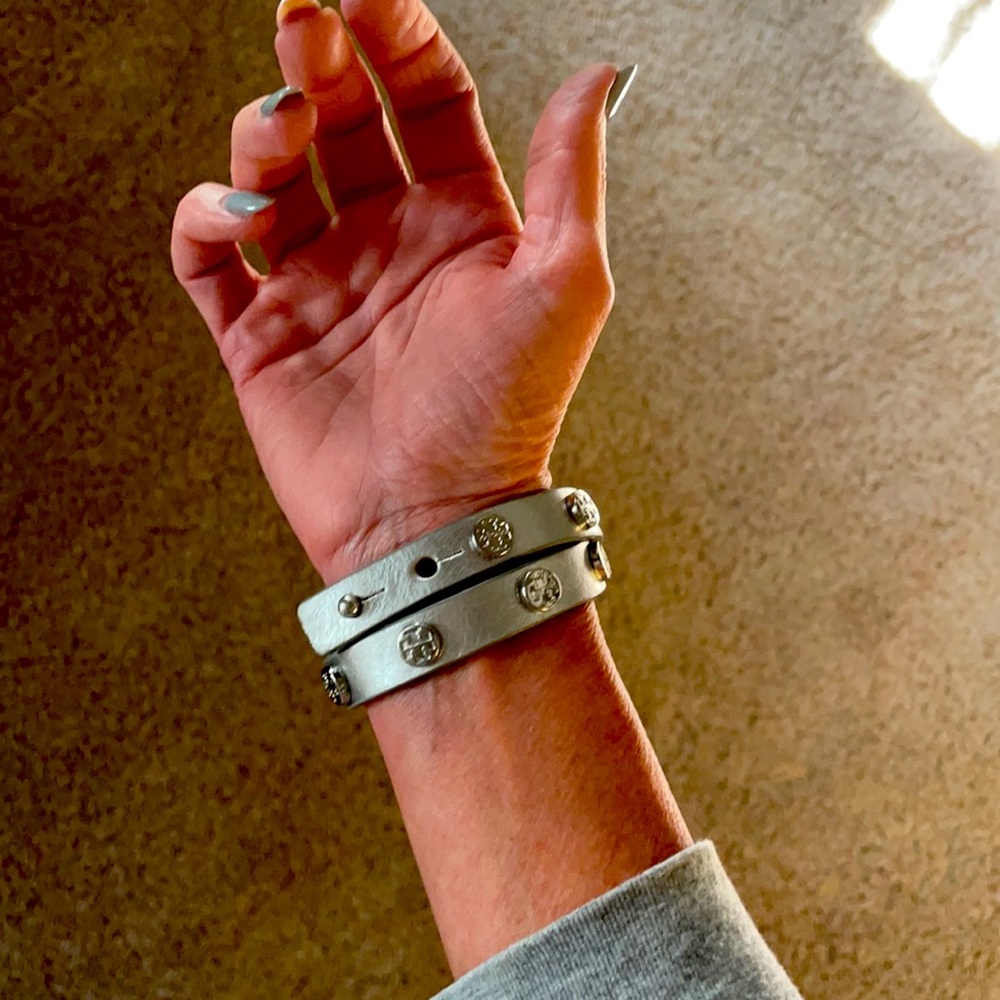 Tory Burch wrap bracelet - Picture 2 of 4